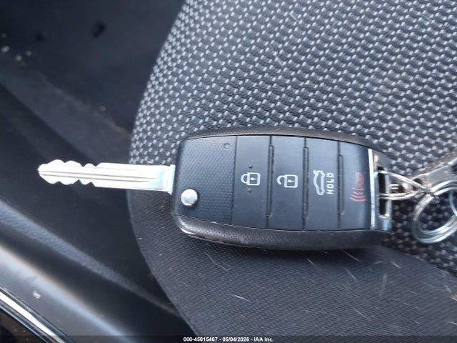 45015467 :رقم المزاد ، 3KPFK4A79HE108904 vin ، 2017 Kia Forte Lx مزاد بيع