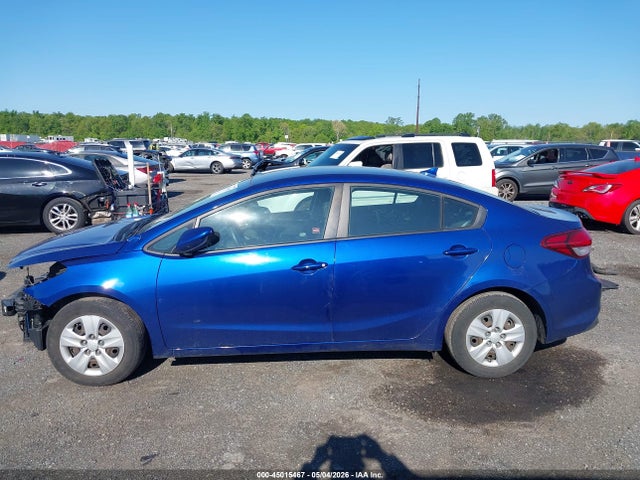 45015467 :رقم المزاد ، 3KPFK4A79HE108904 vin ، 2017 Kia Forte Lx مزاد بيع