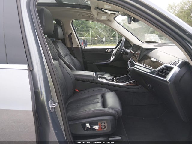 45015493 :رقم المزاد ، 5UX23EM09S9X95702 vin ، 2025 Bmw X7 Xdrive40i مزاد بيع