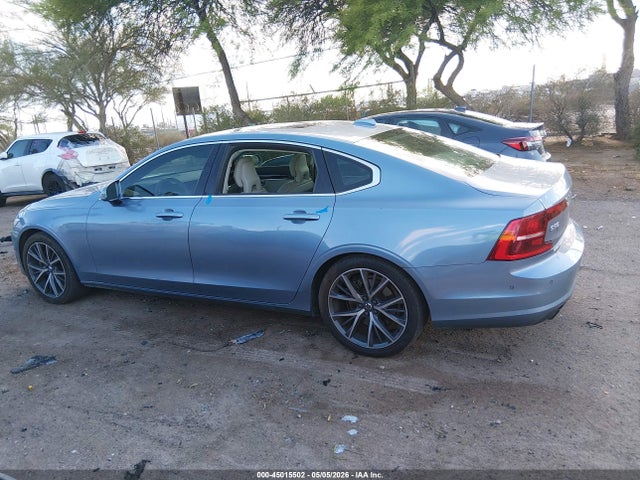 LVY982MK8JP034910 Volvo S90 T5 Momentum