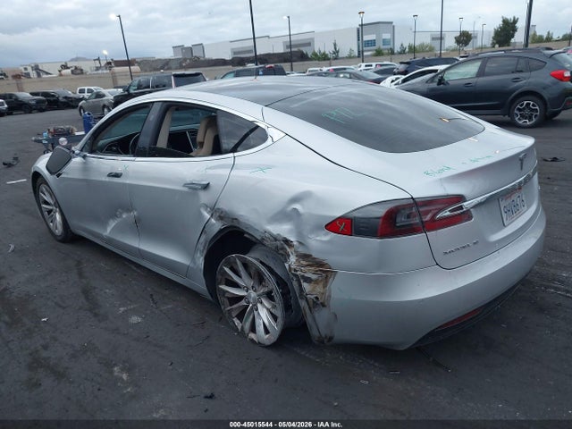2017 Tesla Model S 100d/60d/75d/90d/p100d მანქანა იყიდება აუქციონზე, vin: 5YJSA1E28HF189533, აუქციონის ნომერი: 45015544