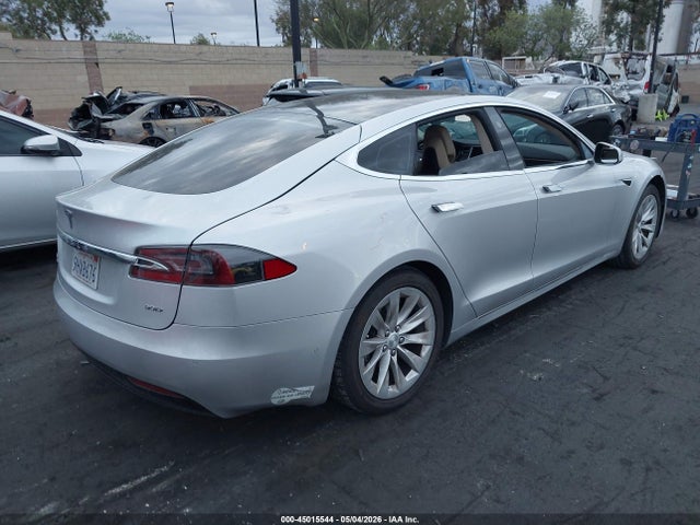 2017 Tesla Model S 100d/60d/75d/90d/p100d მანქანა იყიდება აუქციონზე, vin: 5YJSA1E28HF189533, აუქციონის ნომერი: 45015544