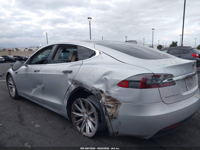 2017 Tesla Model S 100d/60d/75d/90d/p100d მანქანა იყიდება აუქციონზე, vin: 5YJSA1E28HF189533, აუქციონის ნომერი: 45015544