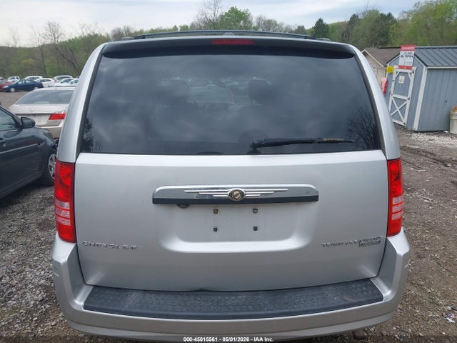 2010 Chrysler Town & Country Touring მანქანა იყიდება აუქციონზე, vin: 2A4RR5D15AR240949, აუქციონის ნომერი: 45015561