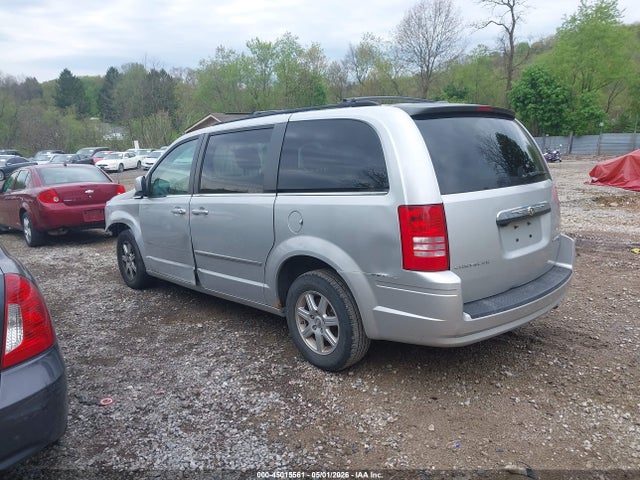 2010 Chrysler Town & Country Touring მანქანა იყიდება აუქციონზე, vin: 2A4RR5D15AR240949, აუქციონის ნომერი: 45015561