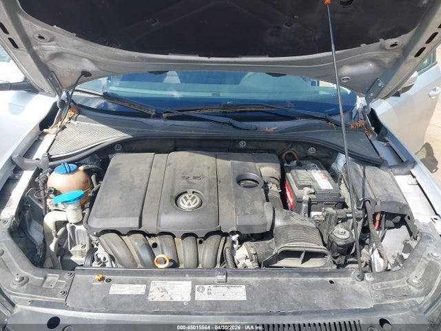 2013 Volkswagen Passat 2.5l S მანქანა იყიდება აუქციონზე, vin: 1VWAP7A30DC072576, აუქციონის ნომერი: 45015564