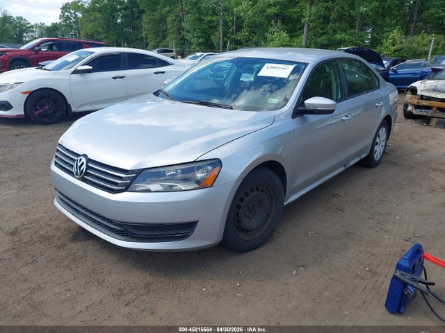 2013 Volkswagen Passat 2.5l S მანქანა იყიდება აუქციონზე, vin: 1VWAP7A30DC072576, აუქციონის ნომერი: 45015564