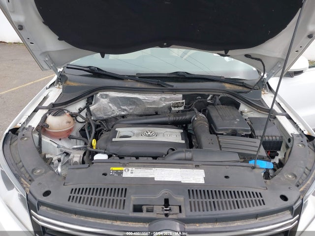 2014 Volkswagen Tiguan Sel მანქანა იყიდება აუქციონზე, vin: WVGBV3AX9EW580002, აუქციონის ნომერი: 45015567