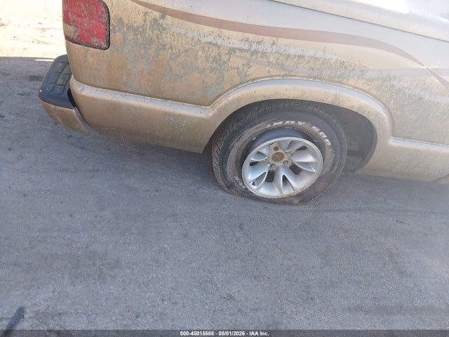 1999 Chevrolet S-10 Ls მანქანა იყიდება აუქციონზე, vin: 1GCCS1447XK141236, აუქციონის ნომერი: 45015588