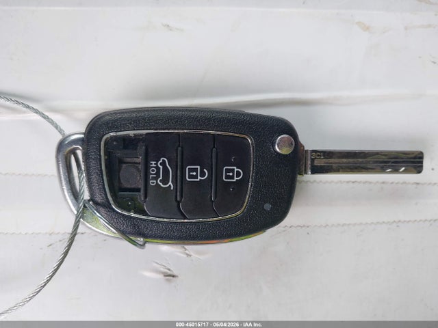 KM8J23A45GU211260 Hyundai TUCSON SE