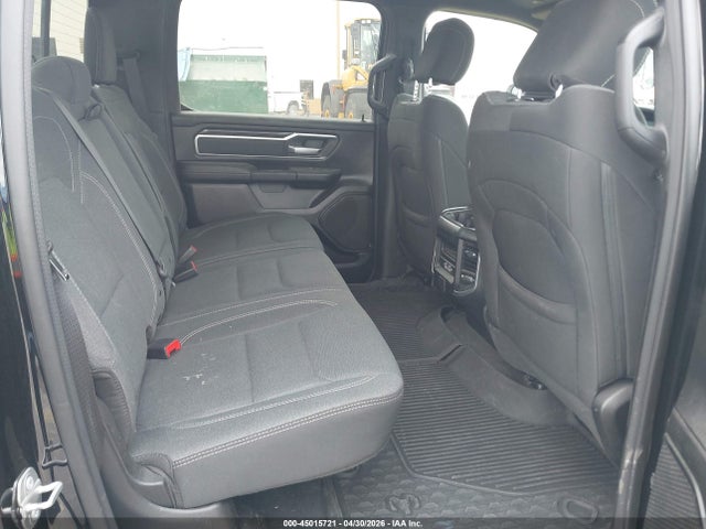 45015721 :رقم المزاد ، 1C6RREFG0NN407851 vin ، 2022 Ram 1500 Big Horn  4x2 5'7 Box مزاد بيع