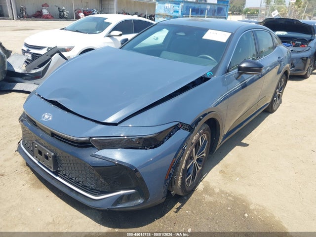Toyota Crown Xle 2026 JTDAAAAF9T3044933 Image 2