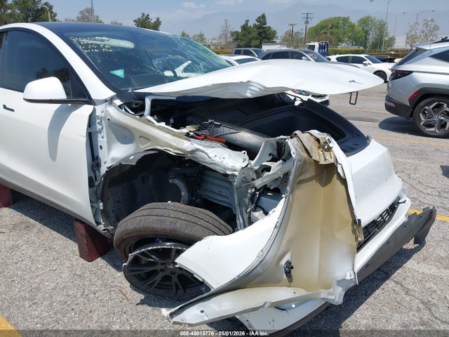 Продажа на аукционе авто 2021 Tesla Model Y Long Range Dual Motor All-wheel Drive, vin: 5YJYGDEE0MF306343, номер лота: 45015776