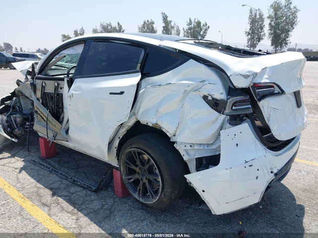 Продажа на аукционе авто 2021 Tesla Model Y Long Range Dual Motor All-wheel Drive, vin: 5YJYGDEE0MF306343, номер лота: 45015776
