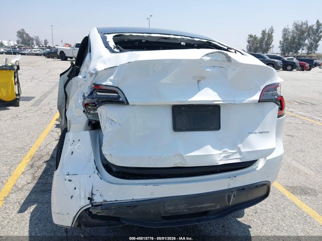 Продажа на аукционе авто 2021 Tesla Model Y Long Range Dual Motor All-wheel Drive, vin: 5YJYGDEE0MF306343, номер лота: 45015776
