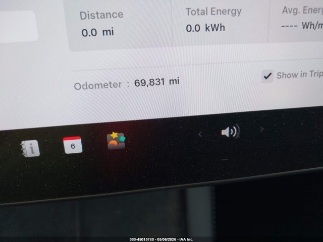 2022 Tesla Model 3 Performance Dual Motor All-wheel Drive მანქანა იყიდება აუქციონზე, vin: 5YJ3E1EC5NF175764, აუქციონის ნომერი: 45015780