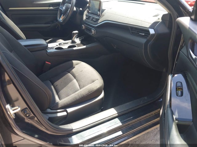 45015800 :رقم المزاد ، 1N4BL4DW1MN301834 vin ، 2021 Nissan Altima Sv Intelligent Awd مزاد بيع