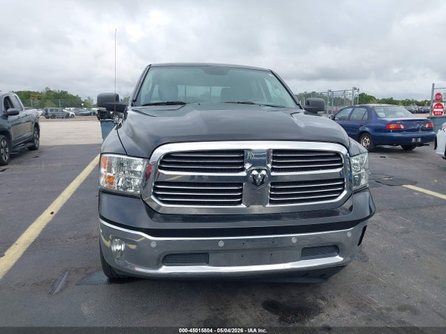 45015804 :رقم المزاد ، 1C6RR6TT9JS149199 vin ، 2018 Ram 1500 Big Horn  4x2 6'4 Box مزاد بيع