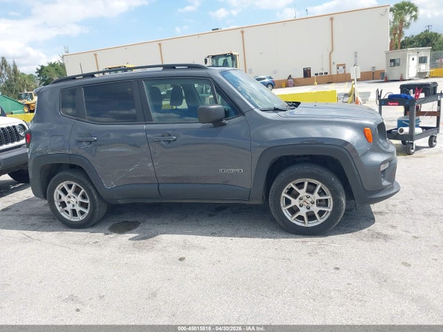 45015816 :رقم المزاد ، ZACNJDB12NPN45275 vin ، 2022 Jeep Renegade Latitude 4x4 مزاد بيع