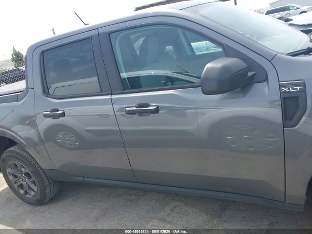 3FTTW8E32PRB03606 Ford Maverick Xlt