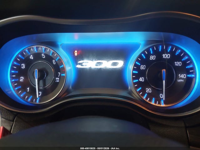 45015825 :رقم المزاد ، 2C3CCARG1KH581196 vin ، 2019 Chrysler 300 Touring Awd مزاد بيع