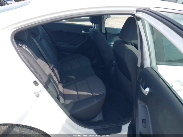 Продажа на аукционе авто 2017 Kia Forte Lx, vin: 3KPFL4A72HE077721, номер лота: 45015835