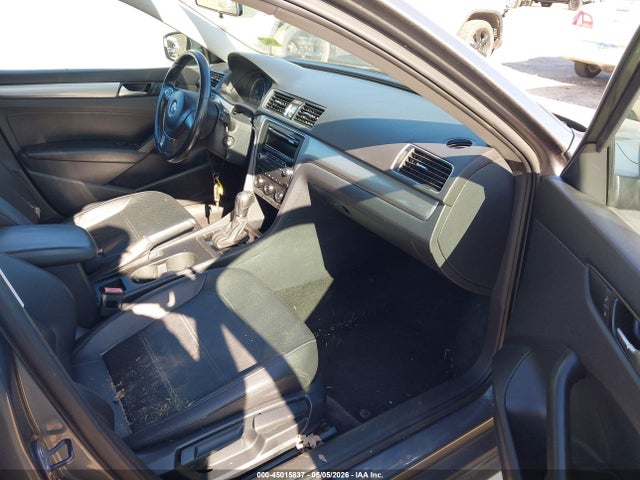 Продажа на аукционе авто 2014 Volkswagen Passat 1.8t Wolfsburg Edition, vin: 1VWAT7A38EC084133, номер лота: 45015837