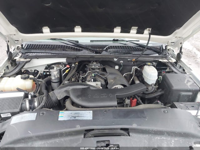 45015860 :رقم المزاد ، 1GYEK63N75R208240 vin ، 2005 Cadillac Escalade Standard مزاد بيع
