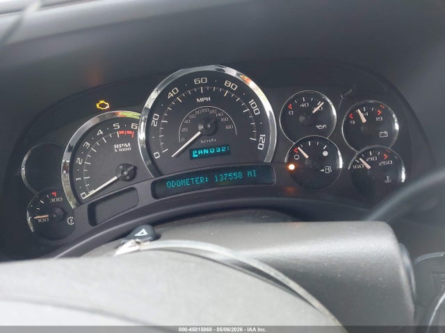 45015860 :رقم المزاد ، 1GYEK63N75R208240 vin ، 2005 Cadillac Escalade Standard مزاد بيع