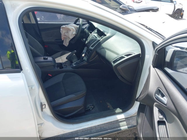 2014 Ford Focus Se მანქანა იყიდება აუქციონზე, vin: 1FADP3F24EL237058, აუქციონის ნომერი: 45015867