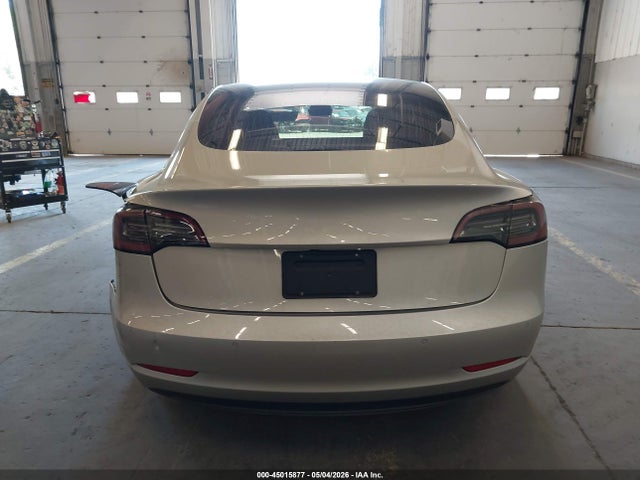 Tesla Model 3 Long Range/mid Range 2018 5YJ3E1EA8JF011594 Image 15