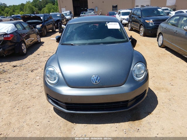 45015895 :رقم المزاد ، 3VWF17AT5EM641039 vin ، 2014 Volkswagen Beetle 1.8t Entry مزاد بيع