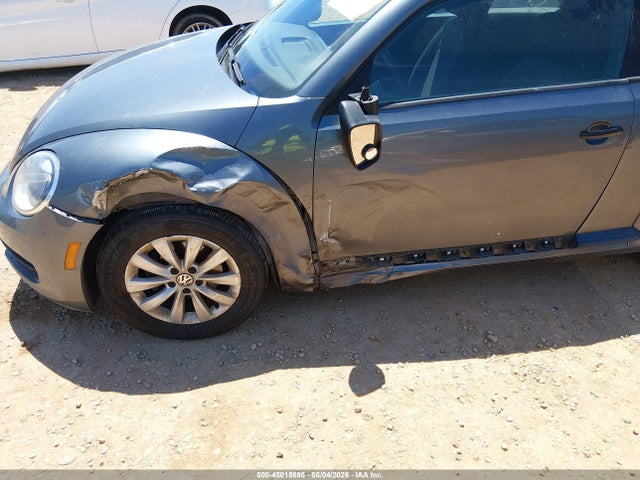 45015895 :رقم المزاد ، 3VWF17AT5EM641039 vin ، 2014 Volkswagen Beetle 1.8t Entry مزاد بيع