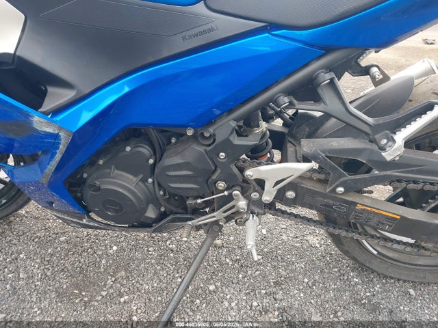 45015905 :رقم المزاد ، JKAEXKH17JDA09795 vin ، 2018 Kawasaki Ex400 مزاد بيع