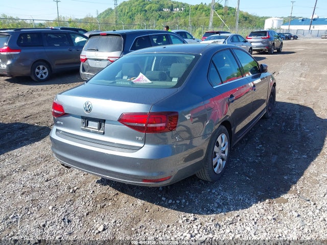 2017 Volkswagen Jetta 1.4t S მანქანა იყიდება აუქციონზე, vin: 3VW2B7AJ3HM231046, აუქციონის ნომერი: 45015920