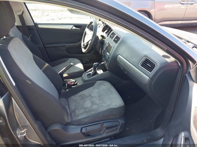 2017 Volkswagen Jetta 1.4t S მანქანა იყიდება აუქციონზე, vin: 3VW2B7AJ3HM231046, აუქციონის ნომერი: 45015920