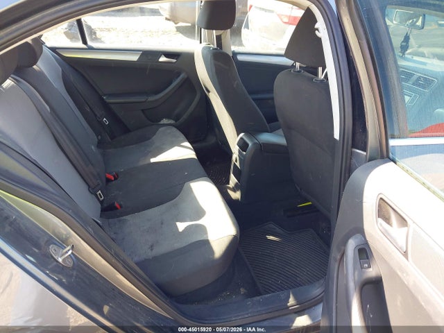 2017 Volkswagen Jetta 1.4t S მანქანა იყიდება აუქციონზე, vin: 3VW2B7AJ3HM231046, აუქციონის ნომერი: 45015920