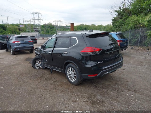 2017 Nissan Rogue Sv მანქანა იყიდება აუქციონზე, vin: 5N1AT2MV5HC752540, აუქციონის ნომერი: 45015985