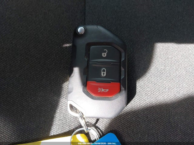 45016009 :رقم المزاد ، 1C4PJXDN0TW156213 vin ، 2026 Jeep Wrangler Sport مزاد بيع