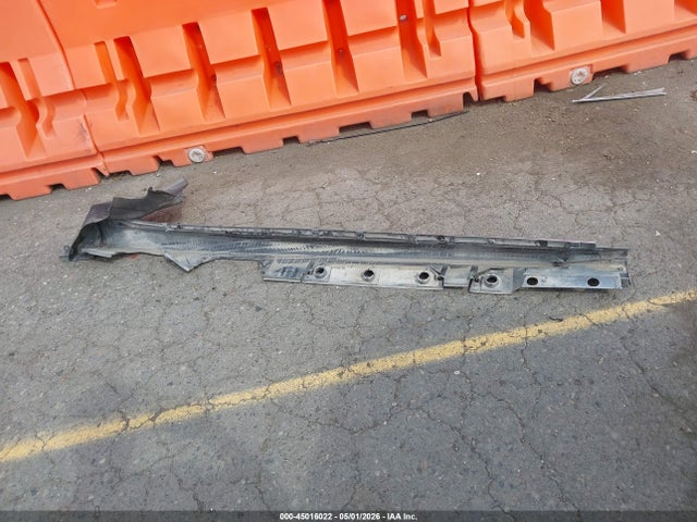 4T1C11AK1NU694175 Toyota CAMRY LE