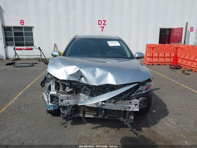 4T1C11AK1NU694175 Toyota CAMRY LE