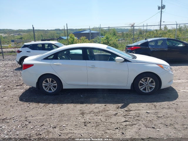 45016025 :رقم المزاد ، 5NPEB4AC8DH805432 vin ، 2013 Hyundai Sonata Gls مزاد بيع