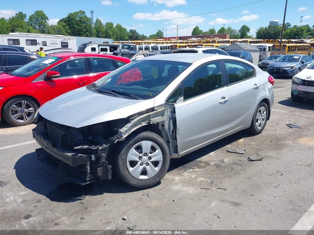 Aukcja sprzedaży 2016 Kia Forte Lx, vin: KNAFK4A65G5492260, numer aukcji: 45016043