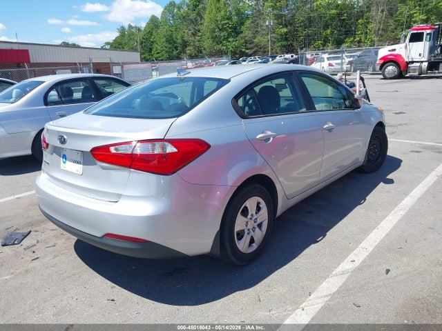 Aukcja sprzedaży 2016 Kia Forte Lx, vin: KNAFK4A65G5492260, numer aukcji: 45016043