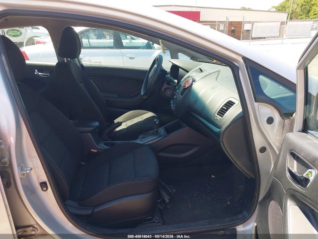 Aukcja sprzedaży 2016 Kia Forte Lx, vin: KNAFK4A65G5492260, numer aukcji: 45016043