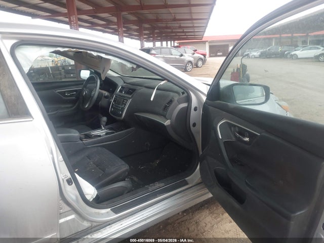 Продаж на аукціоні авто 2017 Nissan Altima 2.5 S, vin: 1N4AL3AP3HC272096, номер лоту: 45016069