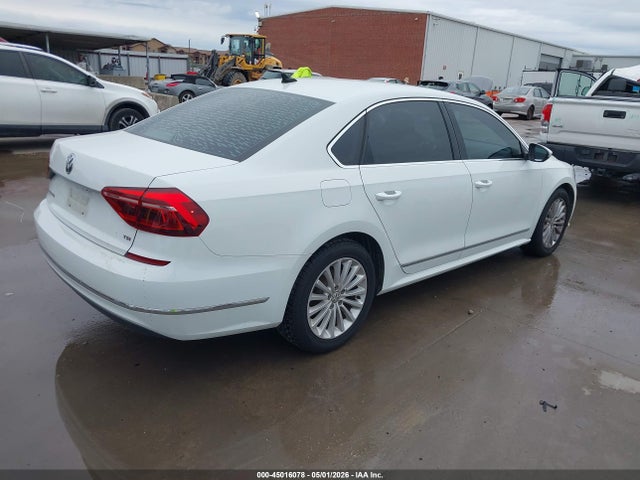 Aukcja sprzedaży 2017 Volkswagen Passat 1.8t Se, vin: 1VWBT7A35HC013125, numer aukcji: 45016078