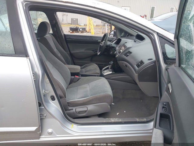 Продажа на аукционе авто 2010 Honda Civic Lx, vin: 19XFA1F59AE033877, номер лота: 45016087
