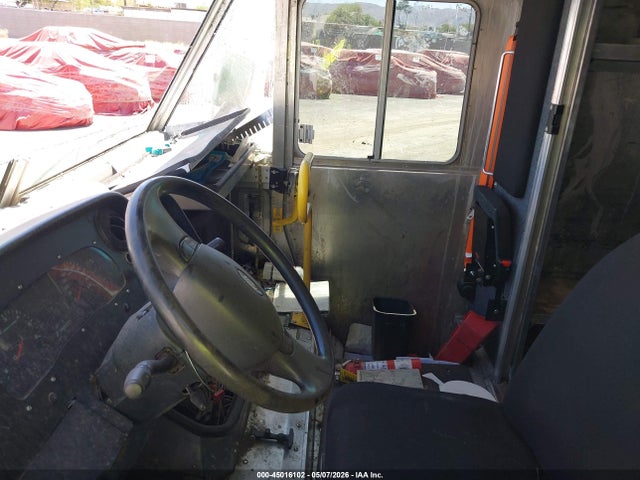 1F65F5KY6H0A04637 Ford F-59 Commercial Stripped