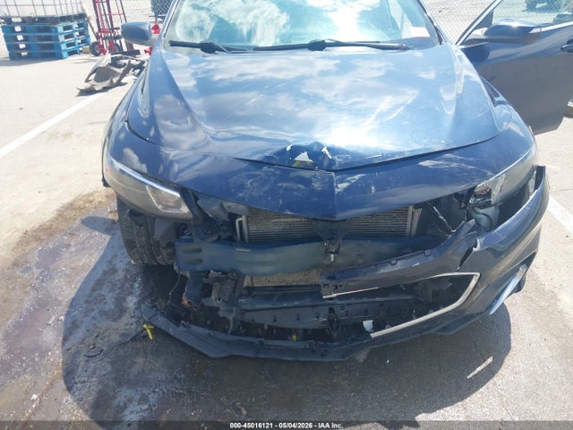 1G1ZE5ST0HF103188 Chevrolet MALIBU 1LT